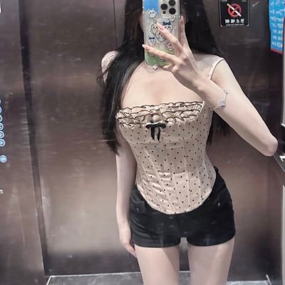 CarolynJ90415's profile picture