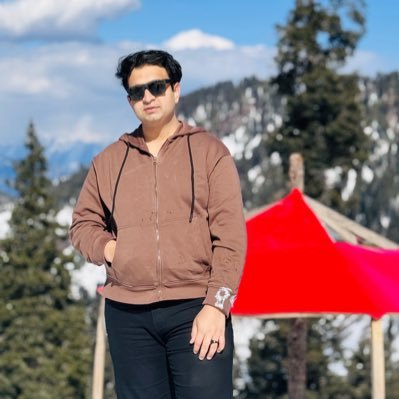 Momin Mukhtar's profile picture