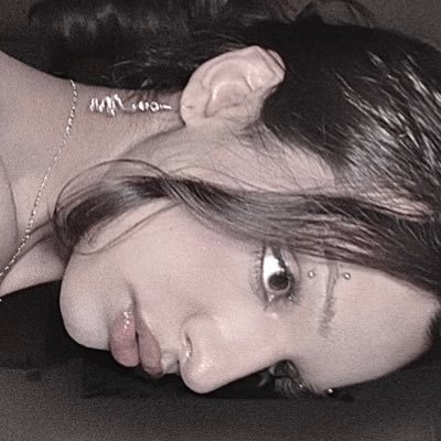 Erin km🌪️'s profile picture
