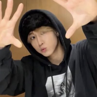 bina VIU O SKZ's profile picture