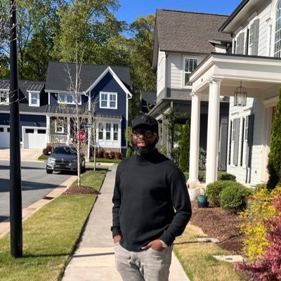 Eniola Akinkuotu's profile picture