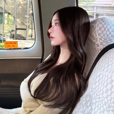 mina's profile picture