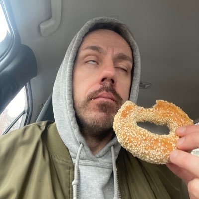 Vic's profile picture