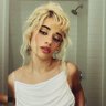 Фото профиля 𝘬𝘢𝘳𝘰𝘭Ⓔ 💋