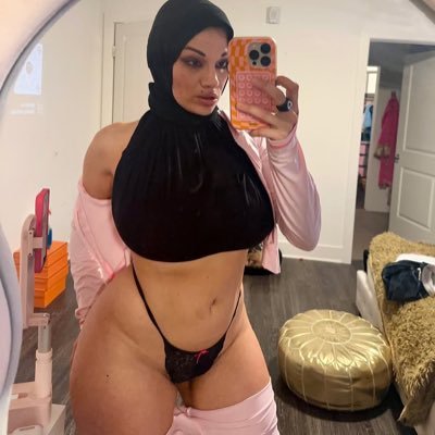 omomar135790's profile picture