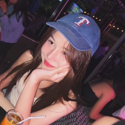 lalitaanata's profile picture