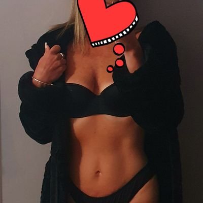 MrsHotwife6969's profile picture