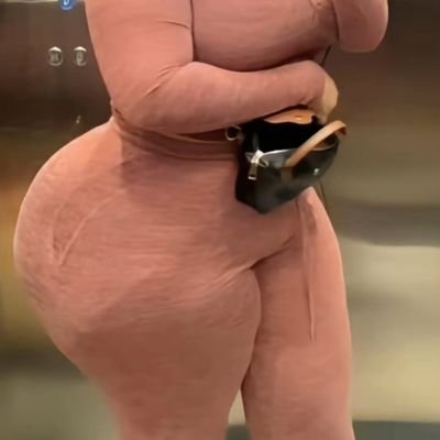 الديڤااا🖤🍆🤍 حنان 💋الدلوعة🍑's profile picture