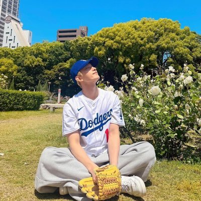 𝗛𝗔𝗕𝗜𝗧's profile picture
