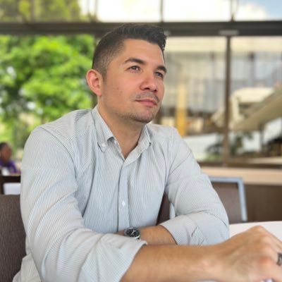 zakbdz's profile picture