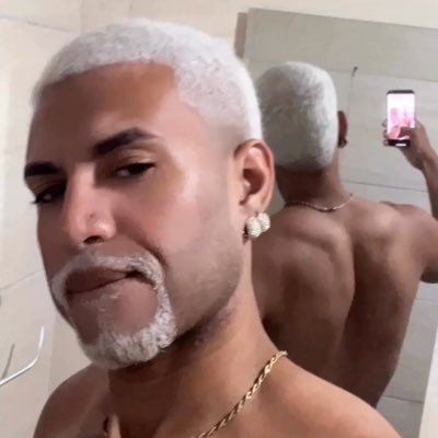 CHDIFICIL's profile picture