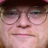 alex buchomb 🧶's profile picture