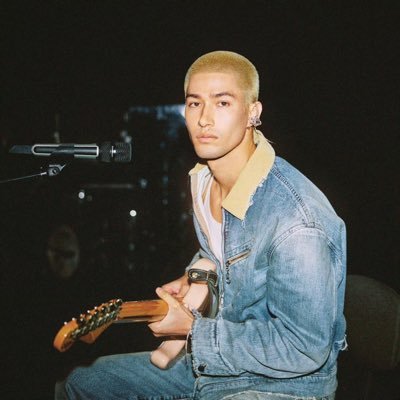 mika updates's profile picture
