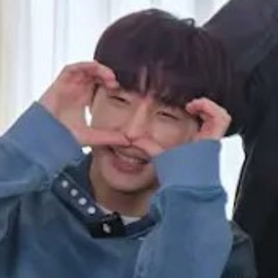 _428424's profile picture