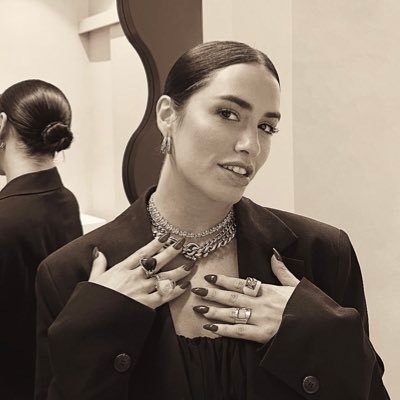 emi ⸆⸉'s profile picture