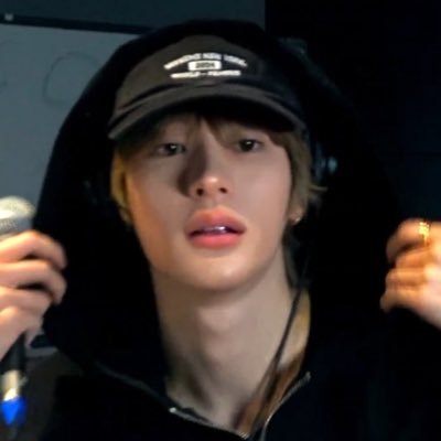 kittoniyy's profile picture