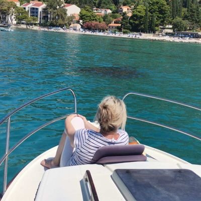 lelajelena68's profile picture