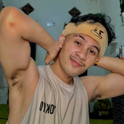 J A N G E K's profile picture