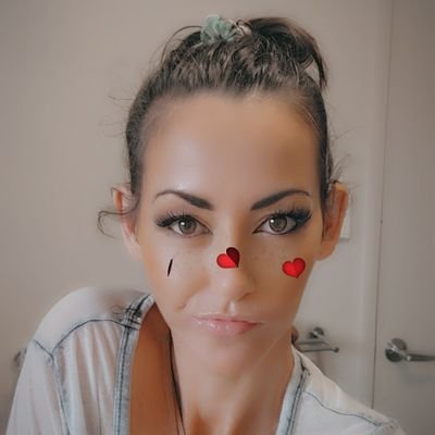Easily Distracted's profile picture