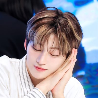 Moon🌙's profile picture