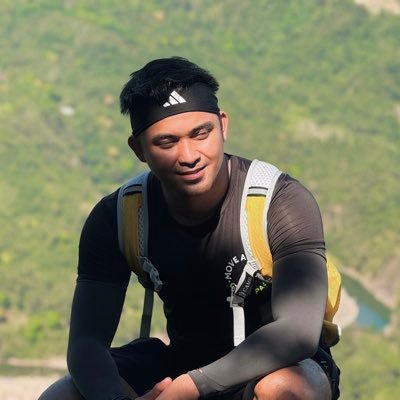 russell's profile picture