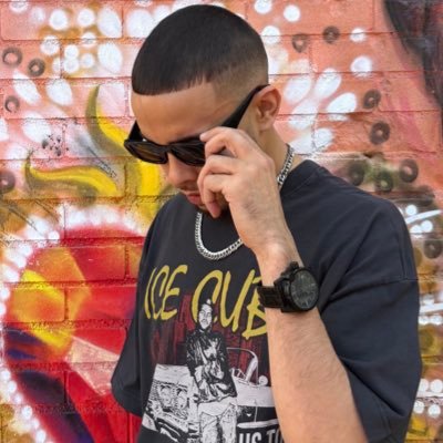 longstrong93's profile picture