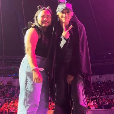 apple 🖤's profile picture