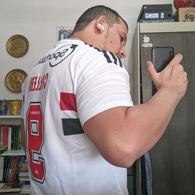 agroboy existencialista 🇾🇪's profile picture