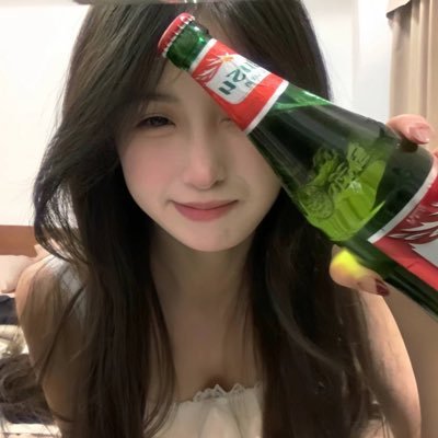 xixihongshi00's profile picture