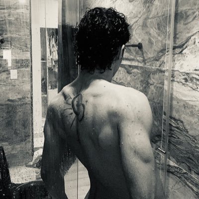Santiago758_'s profile picture
