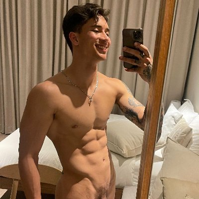 KIRA_ခီရာ🔥🇲🇲's profile picture