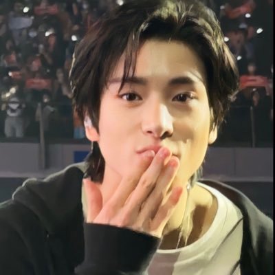 𝙭𝙤, 𝙡𝙤𝙬𝙞𝙨 ౨ৎ's profile picture