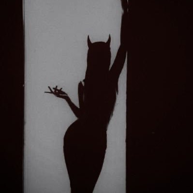 peepwh0re's profile picture