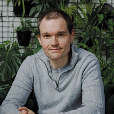 Wade Foster's profile picture