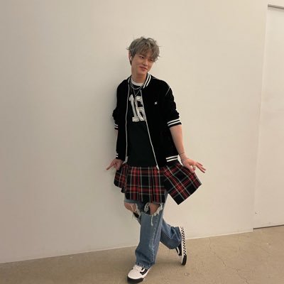 XIUCHENJ1's profile picture