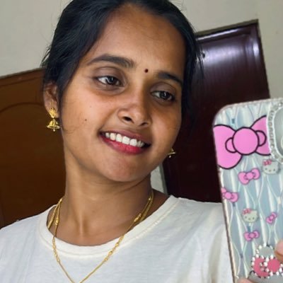 Instaqueens's profile picture