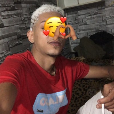 G E B E 🫅's profile picture