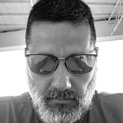 L.E.Escobar MD.'s profile picture