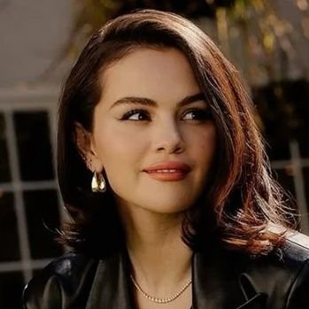 Selena Gomez Charts (fan)'s profile picture