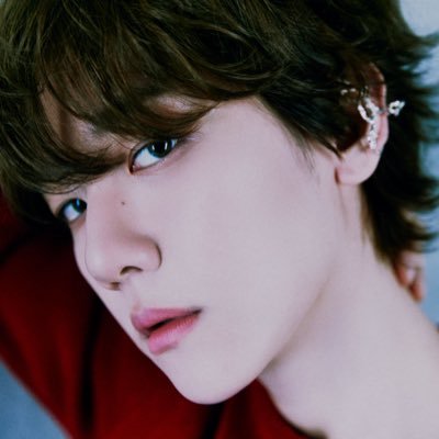 candy crush's profile picture
