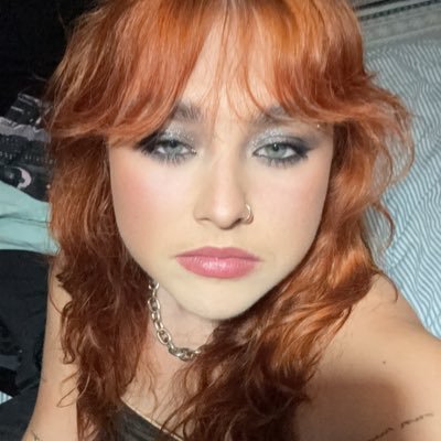 scarlett 🍓's profile picture