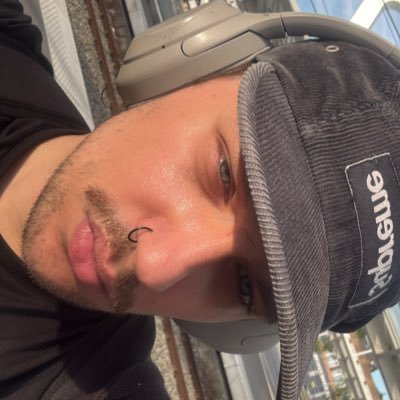 Theo's profile picture