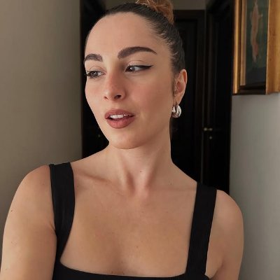 vYdiearl's profile picture