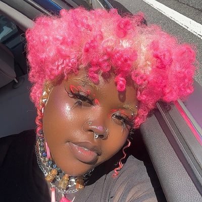 EMPRESS Bread 🕊's profile picture