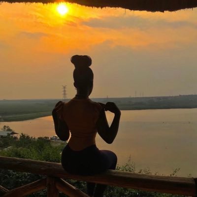 itsmeZainab100's profile picture