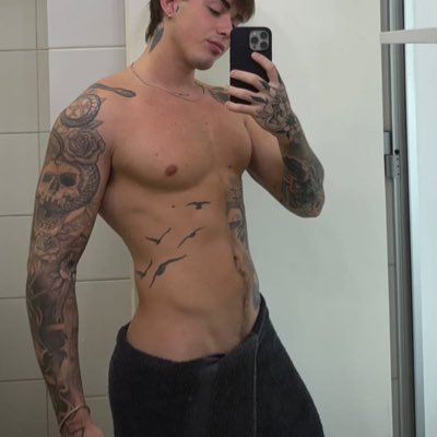 famosos 🔥's profile picture