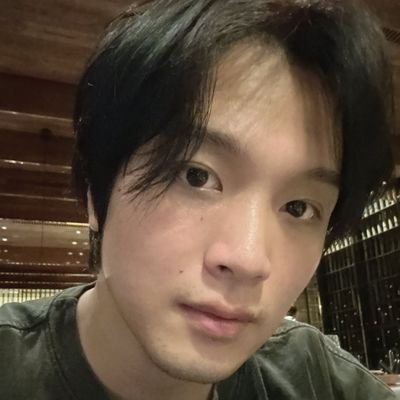 leeee (◕ᴗ◕✿) AKTIF DEMI HOLO's profile picture