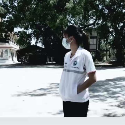 khamint00's profile picture