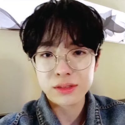 우시싯's profile picture