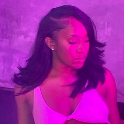 NylaUnique's profile picture